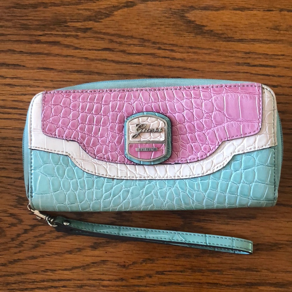 Guess wristlet wallet